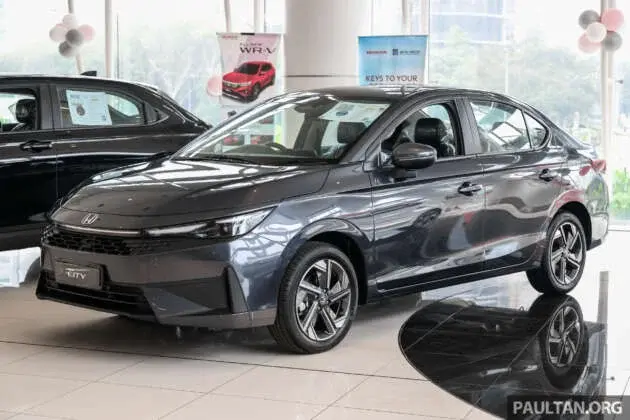 2026 Honda City V sedan facelift în Malaezia; RM95k OTR