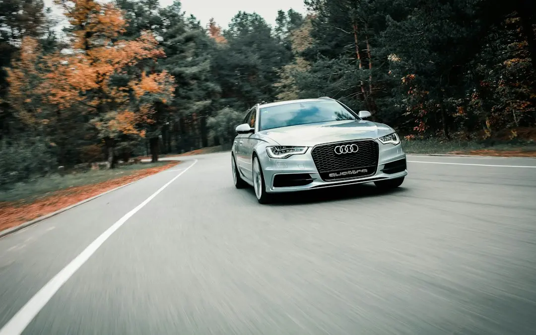 Audi schimbă regulile jocului: motor termic integrat în platforma electrică