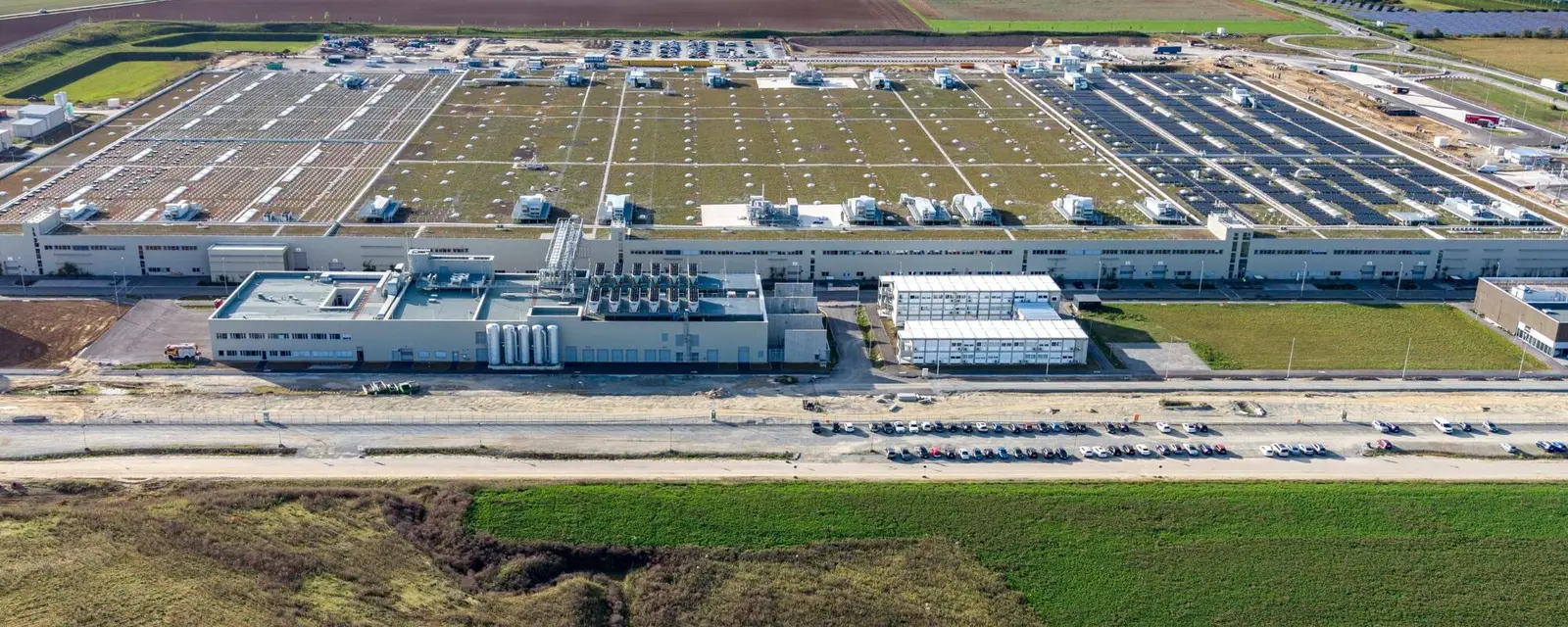 Fabrica BMW din Irlbach-Strasskirchen: secretele producției bateriilor cu cea mai mare autonomie la nivel mondial