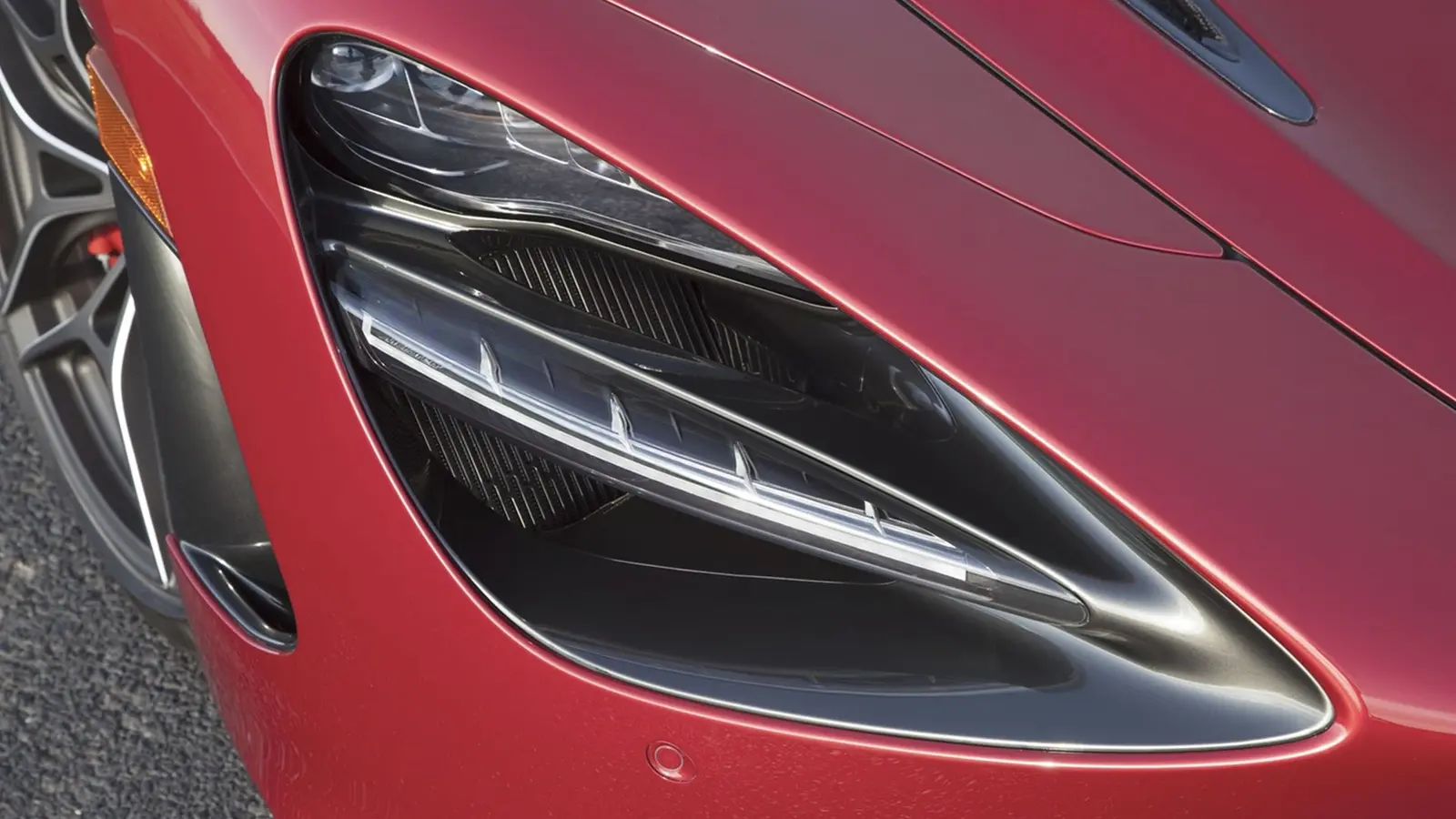 McLaren 720S: Cum a reinventat performanța supercarurilor