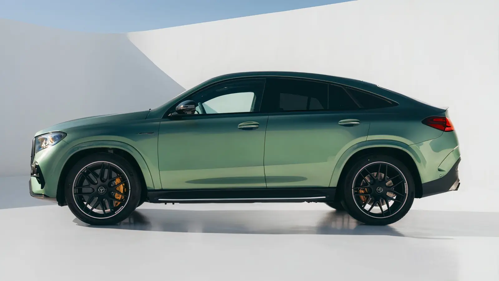 Mercedes-Benz păstrează SUV-urile tip coupe, deși renunță la mașinile clasice cu două uși