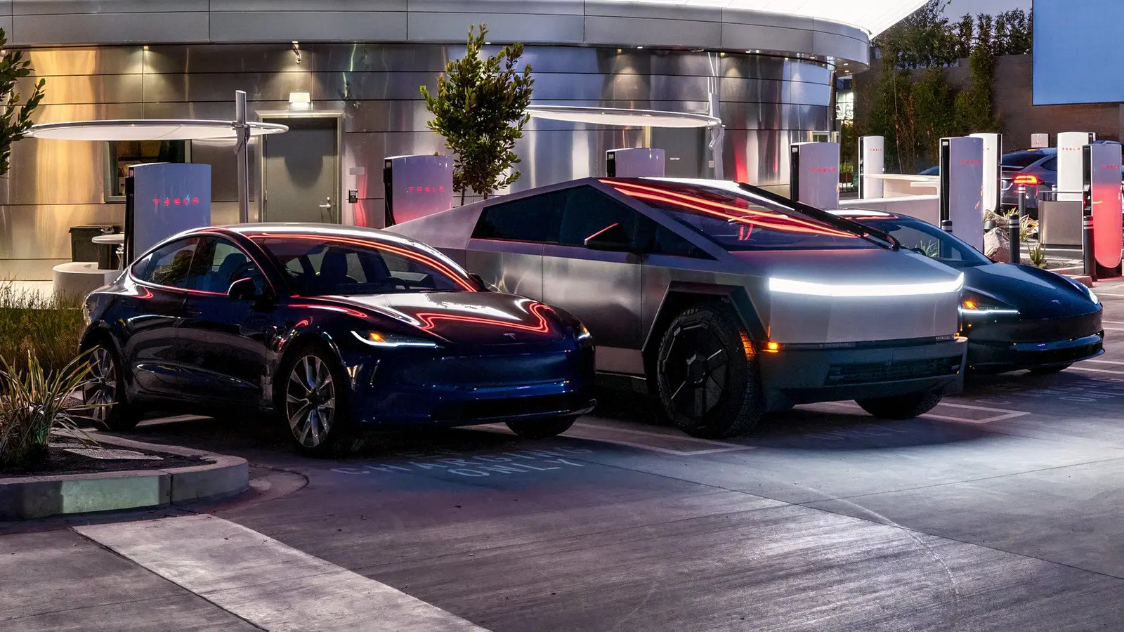Tesla credea că deține încărcarea EV pentru totdeauna, dar Ionna, Rivian și Mercedes au apărut să ia tronul