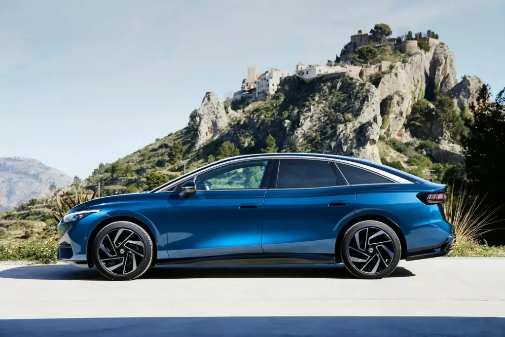 Volkswagen înregistrează pierdere record de 5,9 miliarde de euro în T3