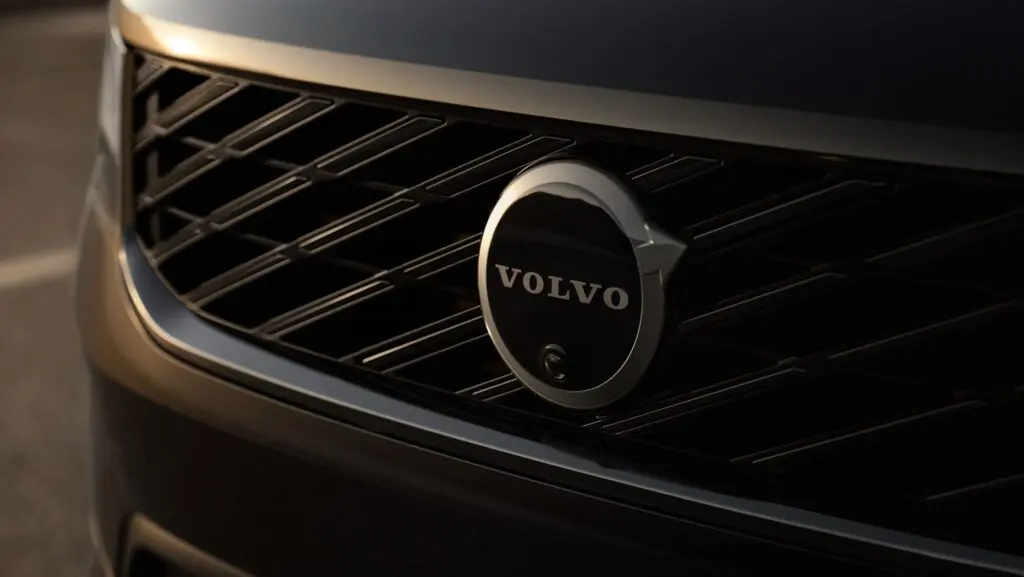 Volvo taie alte 2.500 de posturi: Cum se adaptează gigantul suedez la criza globală?